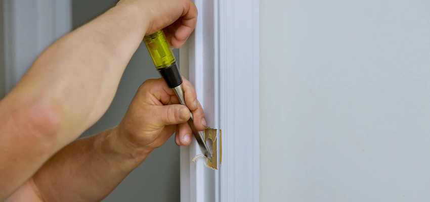 On Demand Locksmith For Key Replacement in Lamont, California